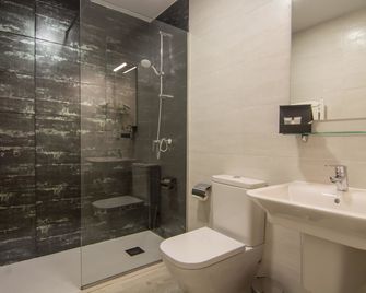 Hotel Los Cigarrales - Toledo - Baño
