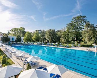 Vitalhotel der Parktherme Bad Radkersburg - Radkersburg - Piscina