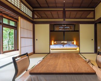 Matsuzakaya Honten - Hakone