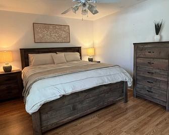 Accommodating, beautiful, great! - Ooltewah - Schlafzimmer