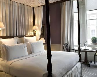 The Cranley Hotel - London - Bedroom