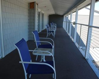 The Anchor Inn - Watkins Glen - Balkon