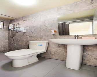 5 Diamond - Mueang Nonthaburi