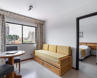 Hotel Flat Petras Residence - Curitiba - Sala de estar