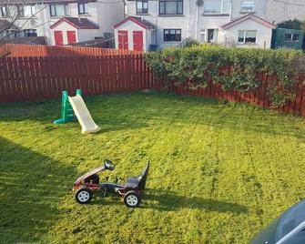 Portrush Getaway - Holiday Let - Portrush - Outdoors view