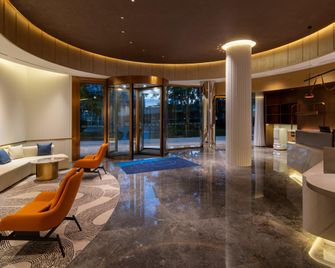 Holiday Inn Express Shenzhen Sports Center By IHG - Shenzhen - Lobby