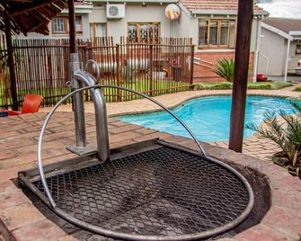 Thembelihle B&B - Pietermaritzburg - Πισίνα