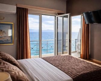 Piraeus/Hotel Queens Leriotis - El Pireo