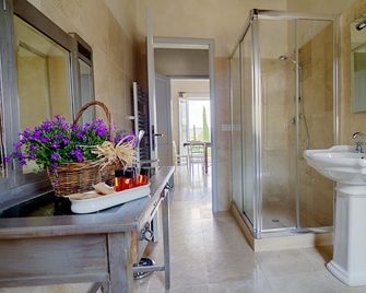 Rinidia Bio - Sovicille - Bathroom