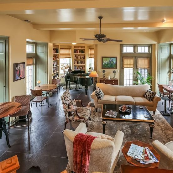 Living room view of Harvey House Bed And Breakfast