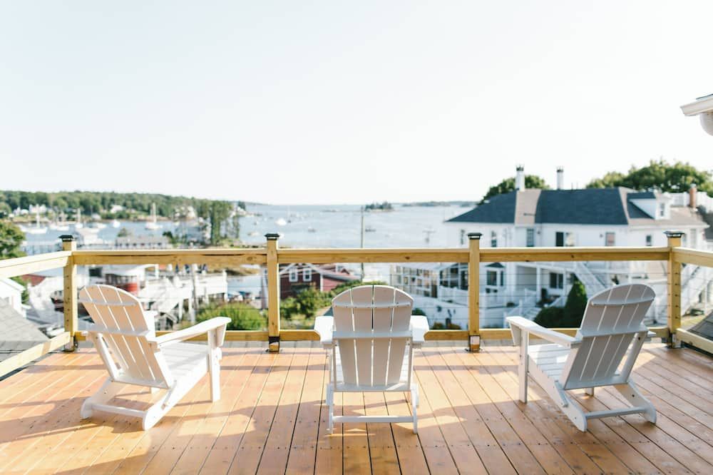 Boothbay Harbor King Suite - Room 1 at Greenleaf Inn - Balcony, Harbor Views! - Boothbay Harbor - Balcon