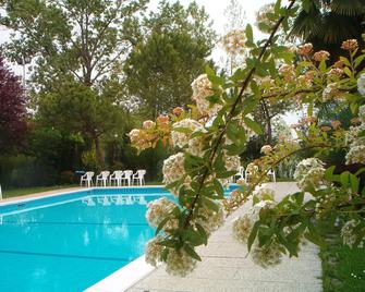 Relais Leon d'Oro - Mirano - Piscine