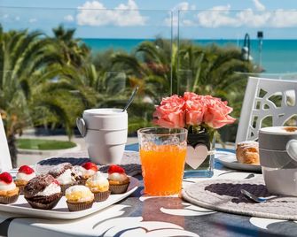 Hotel Excelsior - Alba Adriatica - Food
