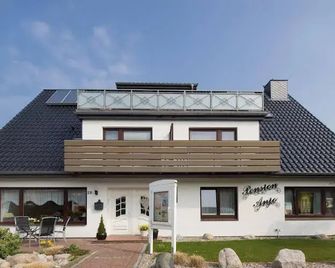 Hotel-Pension Anjo - Büsum - Building