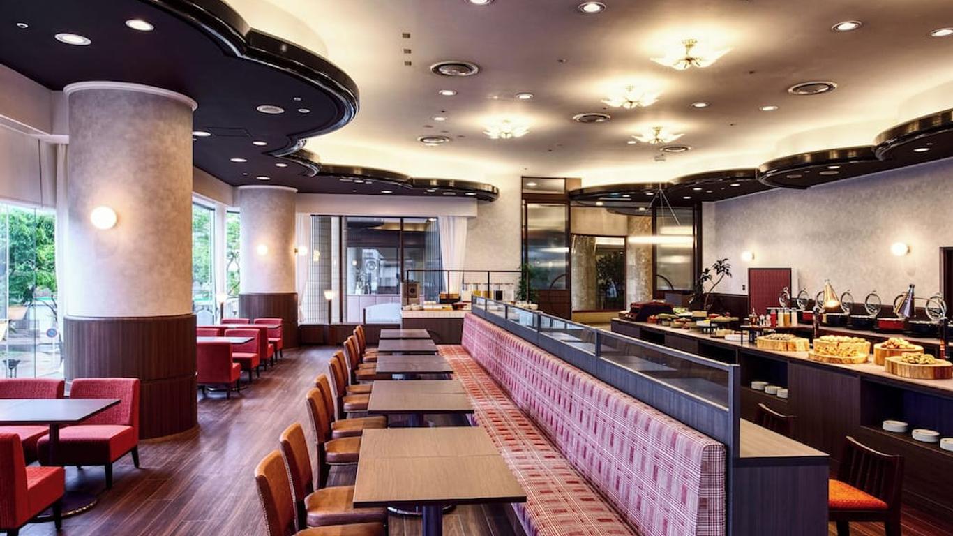 Royal Pines Hotel Chiba