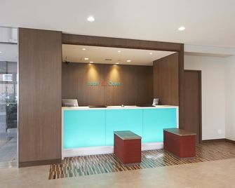 Hotel Sunclover Koshigaya Station - Koshigaya - Front desk