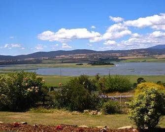 Island Views-Graham's Cottage Country Style - Launceston - Outdoor view