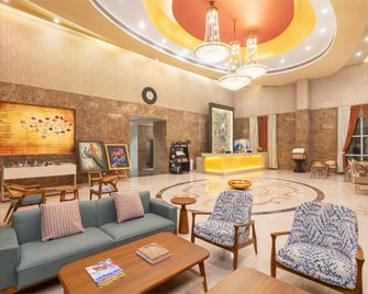 Nidhivan Sarovar Portico - Mathura - Recepción