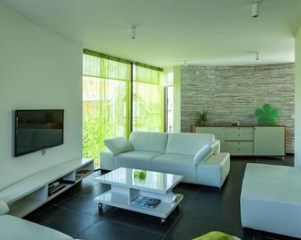 Modern holiday home near Bruges and the North Sea - Dudzele - Living room