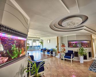 Hotel Uzbekistan - Tashkent - Lobby