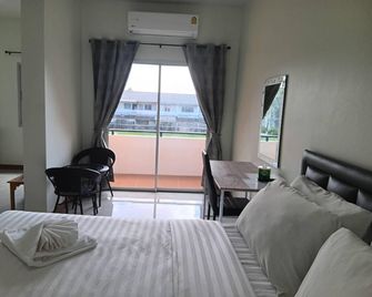 Nara Pattra Hotel - Narathiwat - Bedroom