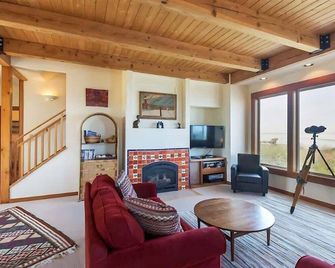 Sq Dungeness Bay Beach House - Sequim - Sala de estar