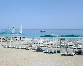 Uk Hotel Kiris - Antalya - Ranta