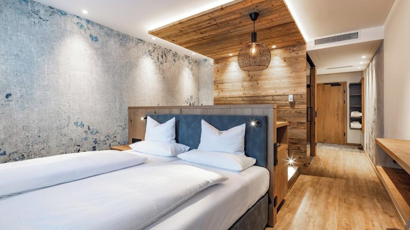 Alm- & Wellnesshotel Alpenhof