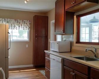 The House near Sylvan Beach - Sylvan Beach - Cocina
