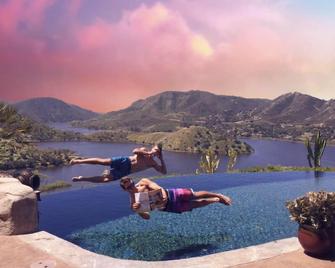 Private 5-Star Spanish Resort style living with the best Views in San Diego - Escondido - Outdoors view