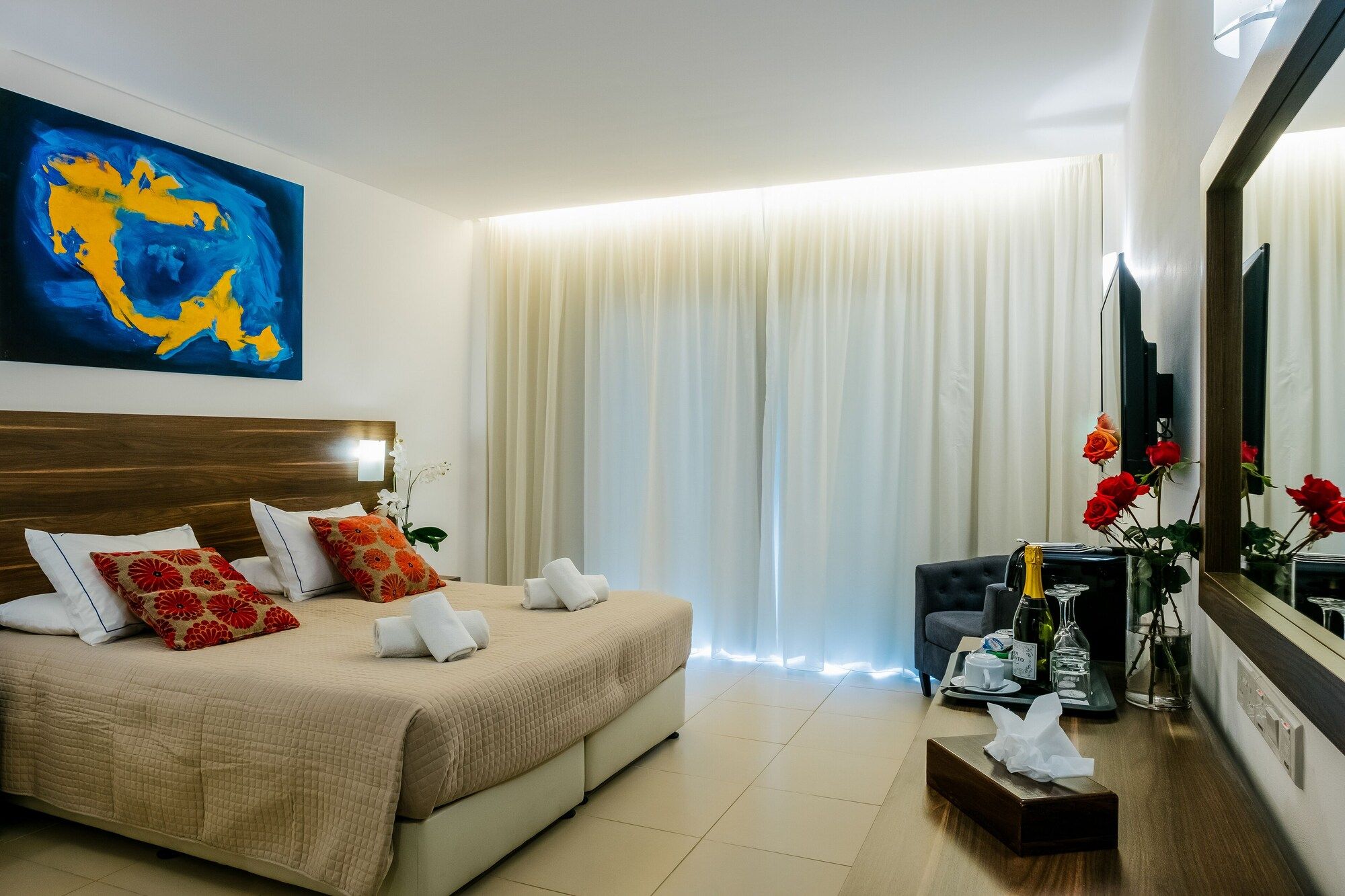 Theo Sunset Bay Hotel - פאפוס - חדר שינה