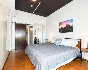 {Crown Palace} - Uptown Spot - Charlotte