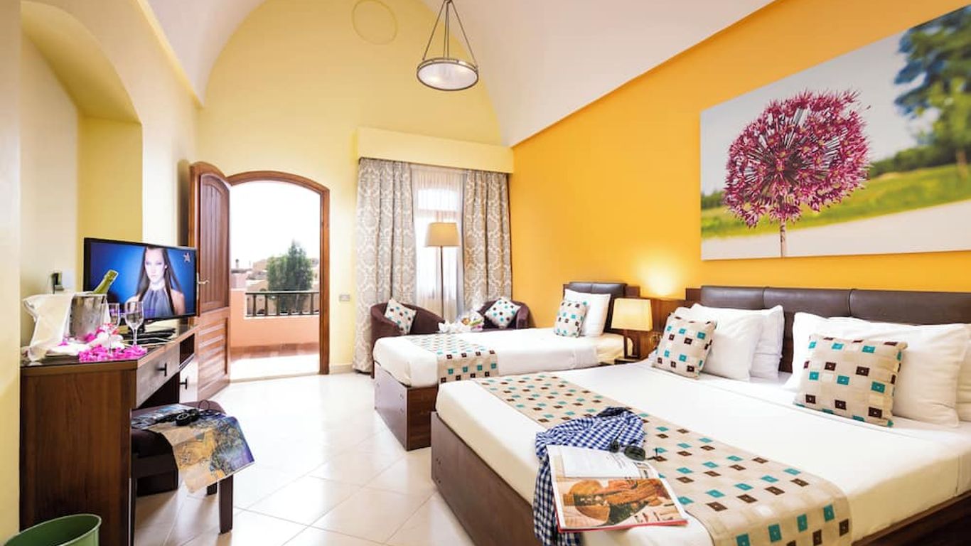 منتجع ثرى كورنرز ريحانا الجونة