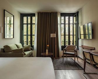 Batimont Suites & Apartments - Bilbao - Habitación