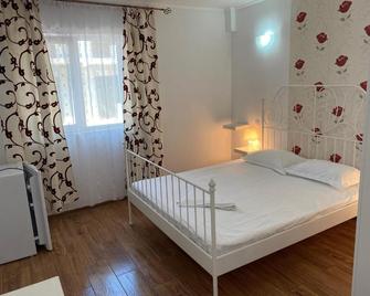 Vila Fifi Costinesti - Costinesti - Habitación