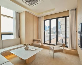 Uh Suite The Haeundae - Busan - Living room