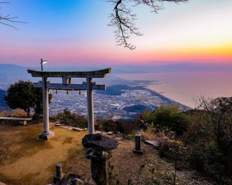 Kotohikisou - Kanonji - Vista del exterior
