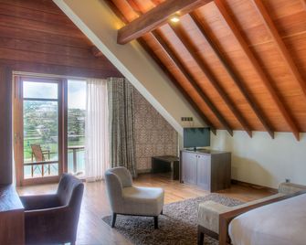 تي بلانت نوارا إليا - نوارا إيليا - غرفة معيشة