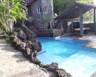 Hotel Tunco Lodge Village - El Sunzal - Pool