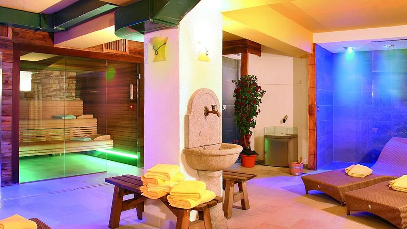 Hotel Dolomiti Schloss