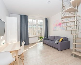 Apart Avenue 22 - Poznan - Living room