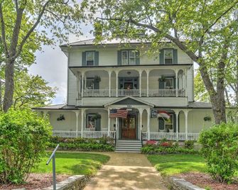 1898 Waverly Inn - Hendersonville - Rakennus