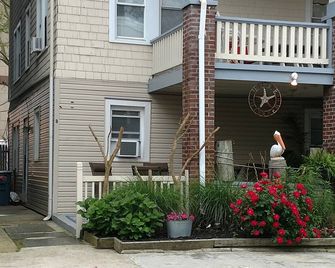 Center of Town 2 Bedroom 2 Bath - Ocean City - Building