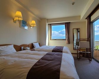 Terminal Hotel Toyo - Saijō - Bedroom