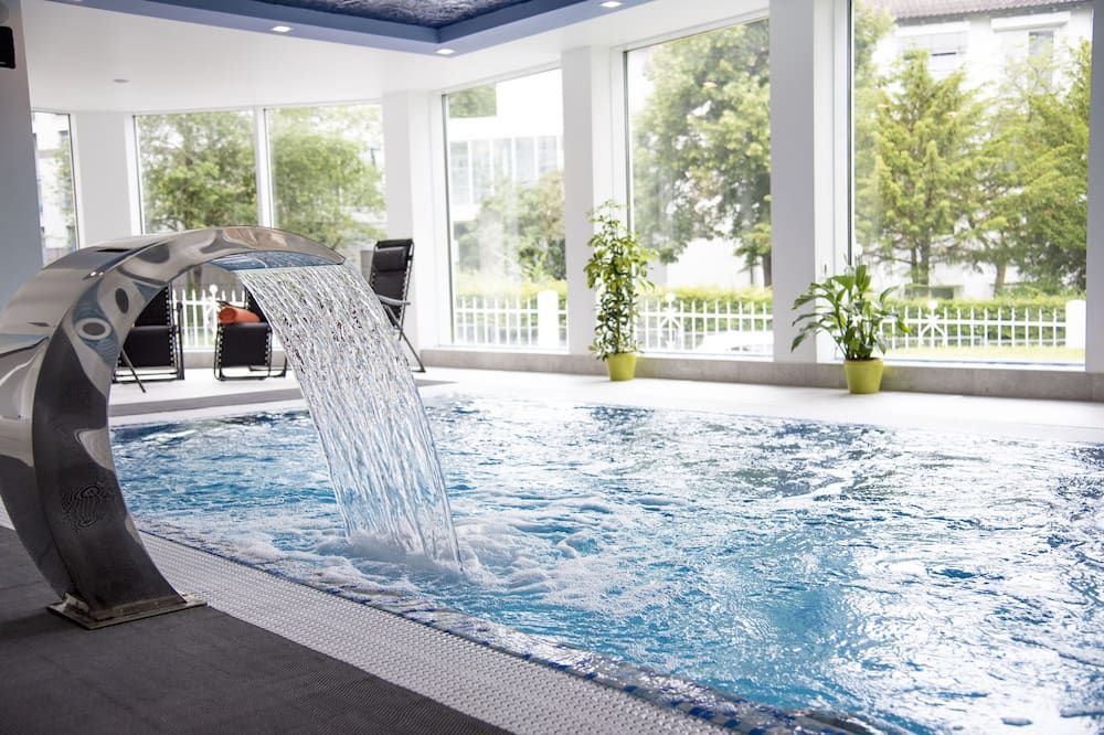 Hotel Villa Elsa - Bad Kissingen - Pool