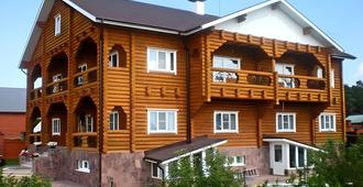 Mustang Guest House - Izhevsk - Building