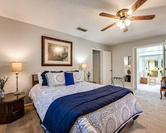 Rainey 5577 - Orange Park - Bedroom