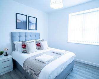 The Wallgate Apartments - Parking - Wigan - Bedroom