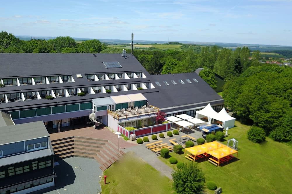 Hotel Scheidberg - Wallerfangen - Gebäude