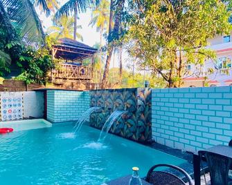 Bsg Stay Turtle Beach Morjim Hotel - Morjim - Pool